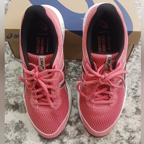 ASICS Gel Contends 6 - Picture 8 of 15